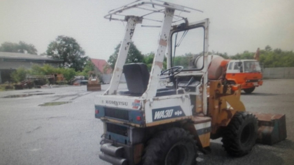 ขายรถตักเก่านอก ยี่ห้อ KOMATSU รุ่น WA30-2 จากญี่ปุ่น ยังไม่ได้ใช้งานในไทย ขายตามสภาพ/ใช้งานได้จริง ขายราคา275,000 บาท ขายรถตักเก่านอก ยี่ห้อ KOMATSU รุ่น WA30-2 จากญี่ปุ่น ยังไม่ได้ใช้งานในไทย ขายตามสภาพ/ใช้งานได้จริง ขายราคา275,000 บาท