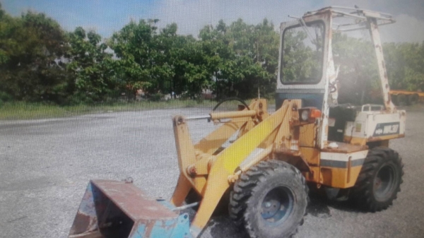 ขายรถตักเก่านอก ยี่ห้อ KOMATSU รุ่น WA30-2 จากญี่ปุ่น ยังไม่ได้ใช้งานในไทย ขายตามสภาพ/ใช้งานได้จริง ขายราคา275,000 บาท ขายรถตักเก่านอก ยี่ห้อ KOMATSU รุ่น WA30-2 จากญี่ปุ่น ยังไม่ได้ใช้งานในไทย ขายตามสภาพ/ใช้งานได้จริง ขายราคา275,000 บาท