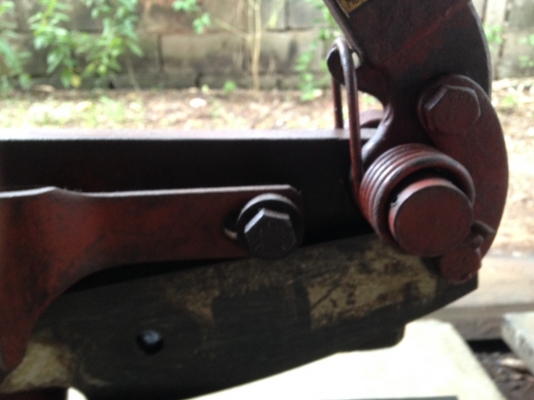 กรรไกรแท่นตัดเหล็ก สภาพสวย ไม่ค่อยได้ใช้งานเป็นของเก่าเก็บ เนื้อเหล็กดี made in western germany ราคา 4000 บาท กรรไกรแท่นตัดเหล็ก สภาพสวย ไม่ค่อยได้ใช้งานเป็นของเก่าเก็บ เนื้อเหล็กดี made in western germany ราคา 4000 บาท