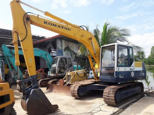 ขายKOMATSU PC120-5  เก่าญี่ปุ่นแท้  คอนโทลสั้น  ตัวเดินใหญ่  6,XXX ชั่วโมง  ลองระบบกันได้ทุกวัน  โทร  089-3818694  ดวงนภา