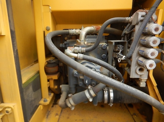 ขาย KOMATSU PC120-6E นำเข้าจากญี่ปุ่น โทร.090-986-2521 อ๊อบ