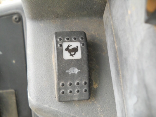 CAT 914G รถนำเข้า สภาพดีมาก ขายถูก โทร.090-986-2521 อ๊อบ