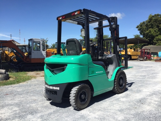 ขาย MITSUBISHI 2ตัน รุ่นใหม่ นำเข้าจากญี่ปุ่น โทร.090-986-2521 อ๊อบ