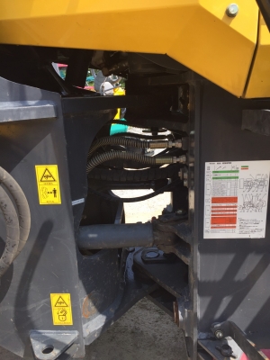 KOMATSU WA320-6 รุ่นใหม่กว่าห้างในไทย นำเข้าจากญี่ปุ่น สภาพดีมากสวยแบบเดิมๆมาเลยครับ