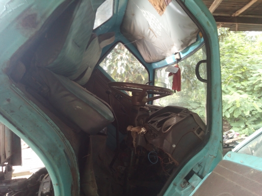 ขายหกล้อเครื่อง100ราคาอีแต๋น