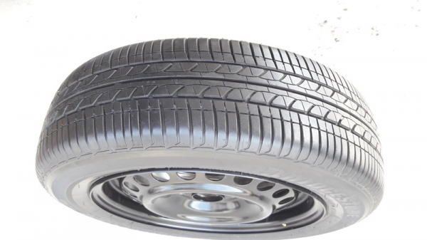 ล้อกะทะ 4รู พร้อมยาง175/65/15  4 ล้อ