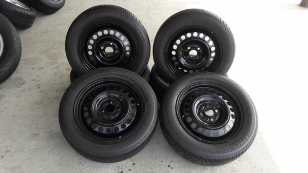 ล้อกะทะ 4รู พร้อมยาง175/65/15  4 ล้อ