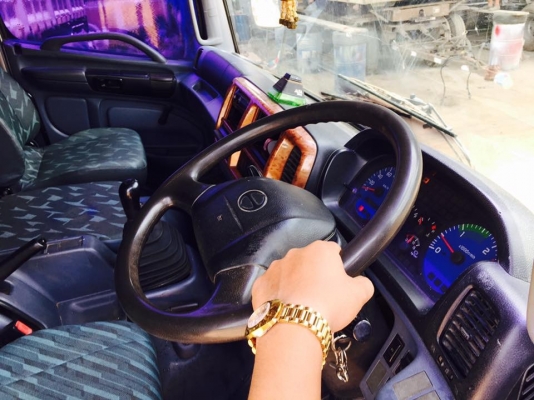 Hino 320 แรง ปี 51 กระบะดัมพ์สามมิตร มีระบบลากพ่วง รถวิ่งอ้อยมา