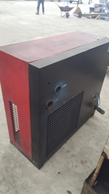 ขายปั๊มลมสกรู 50 แรงม้าพร้อมแอร์ไดเออร์ จำนวน 1 ชุด 120,000 บาท ขายปั๊มลมสกรู 50 แรงม้าพร้อมแอร์ไดเออร์ จำนวน 1 ชุด 120,000 บาท