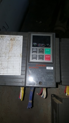 ขายอินเวเตอร์ 1 แรงม้า14ตัวละ3,000 บาท  5แรงม้า1ตัวๆละ 7,000บาท 3แรงม้า2ตัวๆละ 5000 บาท