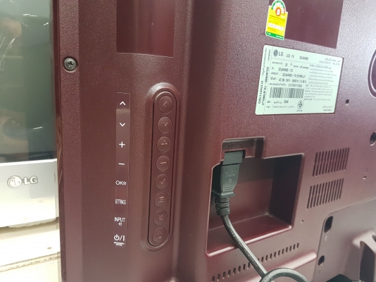 LED TV LG รุ่น 32LM4900 ขนาด 32 นิ้ว มีรีโมท สภาพใหม่มาก