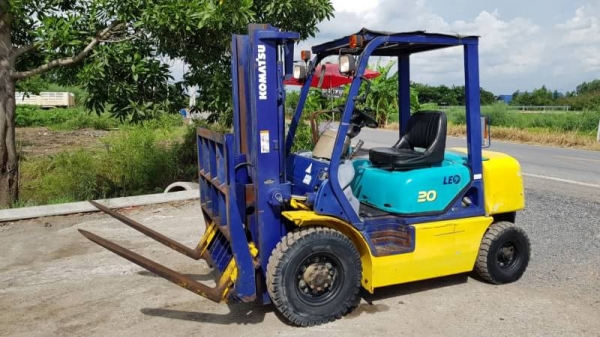 ขายด่วนรถยกKOMATSU FG20-14 ยก2ตันยกสูง3เมตรยกจริงให้ดูของหนัก2ตันได้จริงยางตัน4เส้นงากะดกได้ใส่บุ่งกี๋ได้รถนอกเพิ่งนำเข้ามายังไม่เคยใช้งานในเมืองไทยเลย