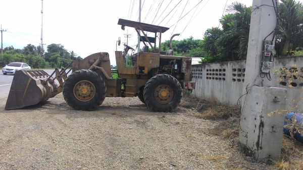 รถตักล้อยาง CAT 920