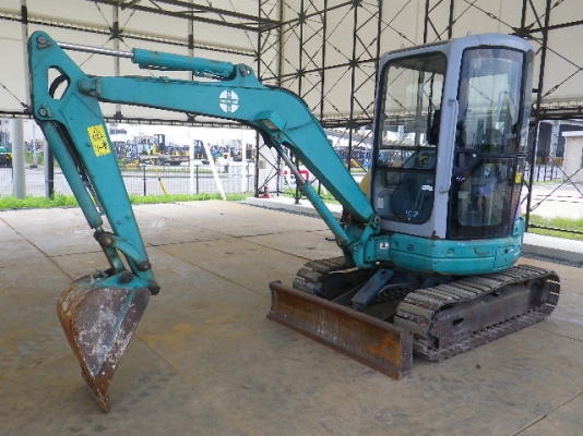 รถขุด KOMATSU PC30MR-1
