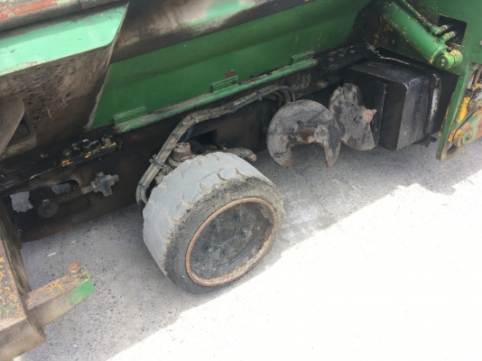 รถปูยาง 2.5 เมตร Sumitomo HB25W-2