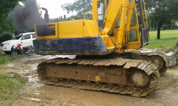 รถแบคโฮ KOMATSU PC 120 - 3. สนใจติดต่อ 081 - 6079515 รถแบคโฮ KOMATSU PC 120 - 3. สนใจติดต่อ 081 - 6079515