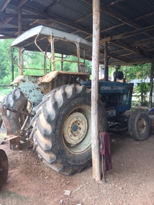 FORD77T-3 อุปกรณ์4ชิ้น. ดันหน้า ผาน7. ผานขุด ผานยกร่อง