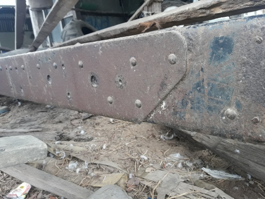 ขายคัซซีหัวยาวพร้อมช่วงล่างเฟืองท้าย คานหน้า 0857389138