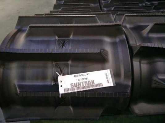 ขายด่วน ! แทรคยาง รถเกี่ยวข้าว DC60/DC70