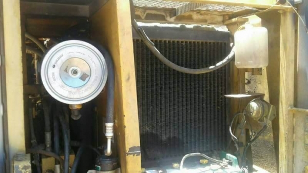 เก่านอก 2 ปี ขาย 595,000 บาท KOMATSU PC 120-5 คอนโทนสั้น เครื่องดี ปั้มแรง โช่หนา เอวแน่น ไฟฟ้าครบ เอกสารอินวอยท์  รถอยู่ จ. ขอนแก่น โทร &amp;ไอดีไลน์ 0610710295