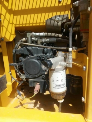 ขายดาวน์ 195,000 บาท KOMATSU PC130-8 3xxx ชม    28 งวด x76,300 บาท = 2,128,000 บาท  ค้างแล้ว 3 งวด   โทร &amp;ไอดีไลน์ 0610710295