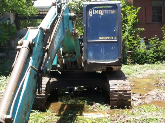 ขายรถขุดโกเบลโก้SK100-2มาร์คทรู 04สภาพใช้งานประจำ