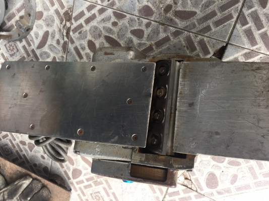 ขายกบไฟฟ้า 5" MAKITA มือสองสภาพสวยครับ ขายกบไฟฟ้า 5" MAKITA มือสองสภาพสวยครับ