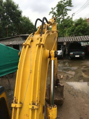 รถขุด KOMATSU PC120-3 สภาพรถสวยมาก ๆ มีเอกสารใบอินวอยล์ครบถ้วนสมบูรณ์ มีคลิปการทำงานส่งให้ทางไลน์ให้ได้ครับ..