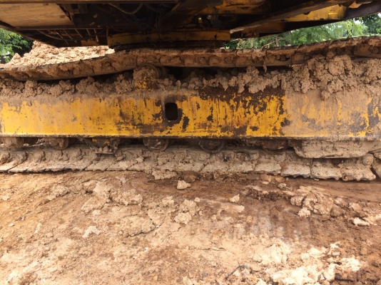 รถขุด KOMATSU PC120-3 สภาพรถสวยมาก ๆ มีเอกสารใบอินวอยล์ครบถ้วนสมบูรณ์ มีคลิปการทำงานส่งให้ทางไลน์ให้ได้ครับ..