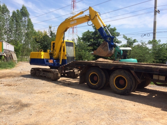 รถขุด KOMATSU PC120-3 สภาพรถสวยมาก ๆ มีเอกสารใบอินวอยล์ครบถ้วนสมบูรณ์ มีคลิปการทำงานส่งให้ทางไลน์ให้ได้ครับ..