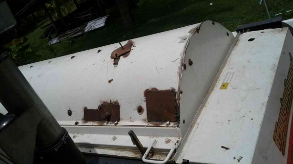 รถเกี่ยวข้าว คูโบต้าdc60 รองกระสอบ ปี53พร้อมเทนเลอร์ลากจูง