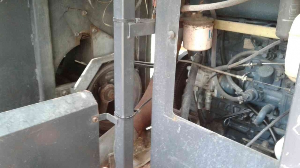 รถเกี่ยวข้าว คูโบต้าdc60 รองกระสอบ ปี53พร้อมเทนเลอร์ลากจูง