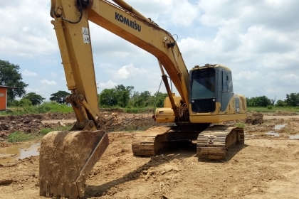 ขาย!! >>> Komatsu Pc200 รุ่น 7 พร้อมใช้งาน 1,340,000 บาท <<< เบอร์ติดต่อ 098-7155789 086-4631102