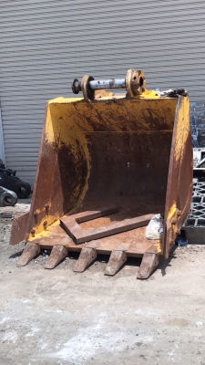 ขายบุ้งกี๋PC200-8(ติดมากับรถใหม่)