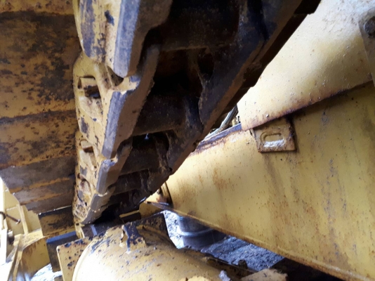 ขาย!! >>> CAT D6H พร้อมใช้งาน 990,000 บาท <<< เบอร์ติดต่อ 098-7155789 086-4631102