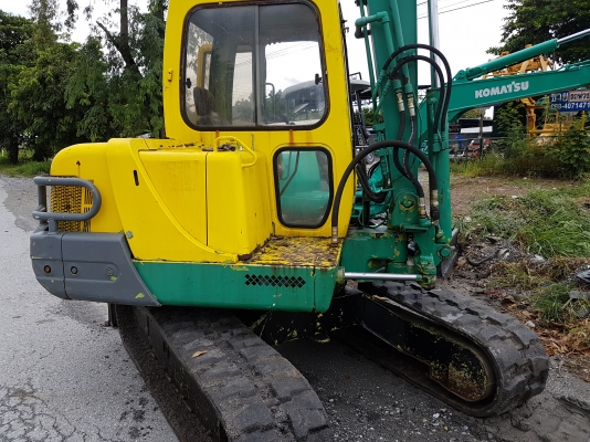 ขายรถขุดเครื่อง4สูบ.0815667535