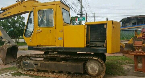 ขาย!! >>> Komatsu Pc120 รุ่น 1 360,000บาท <<< เบอร์ติดต่อ 098-7155789 086-4631102