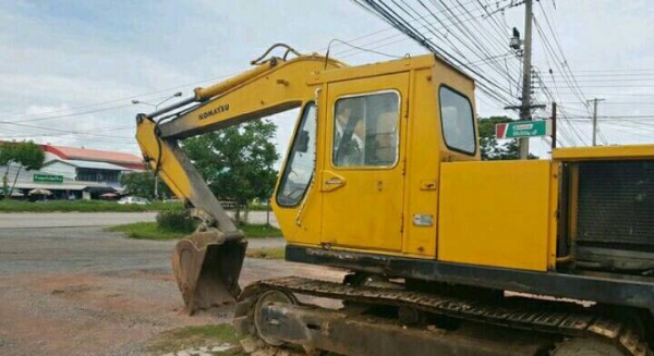 ขาย!! >>> Komatsu Pc120 รุ่น 1 360,000บาท <<< เบอร์ติดต่อ 098-7155789 086-4631102