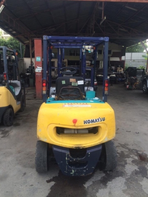 FOLKLIFT KOMATSU รุ่น20 ขนาดยก 2.0 ตัน FOLKLIFT KOMATSU รุ่น20 ขนาดยก 2.0 ตัน