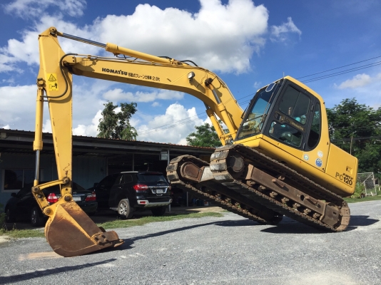 ขาย KOMATSU PC120-6E นำเข้าจากญี่ปุ่น โทร.090-986-2521 อ๊อบ