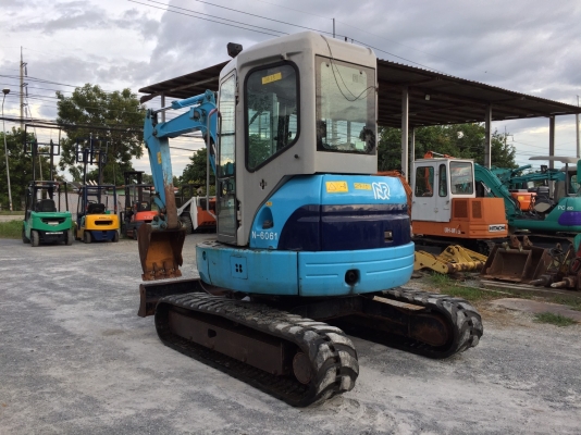 HITACHI EX40U ขนาด 4ตัน สวยงามมากๆ โทร.090-986-2521 อ๊อบ