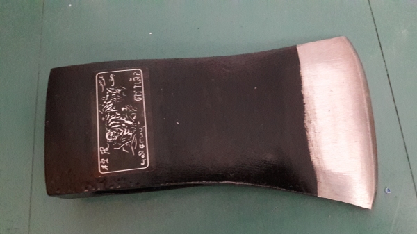 ขายหัวขวาน3 1/2ปอน HULT'S CELEBRATED AXES. MADE IN SWEDEN.