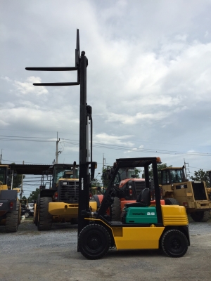 ขาย ฟอร์คลิฟท์ KOMATSU 2.5 ตัน เสาสูง 4.50 เมตร ญี่ปุ่นแท้ โทร.090-986-2521 อ๊อบ