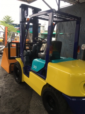 ขาย โคมะสุ ขีด 14.ดีเซล 3ตันเสา 4 เมตรติดฮิ้ง ขาย โคมะสุ ขีด 14.ดีเซล 3ตันเสา 4 เมตรติดฮิ้ง