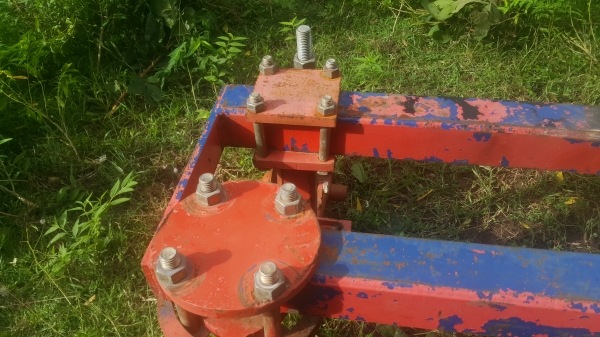 ขายด่วน ผานยกร่องคู่ สภาพสวย..มี 4จาน และ มีคัดท้าย  ใช้งานน้อย สำหรับ รถ 47 แรงขึ้นไป สนใจ โทร 086-3667776