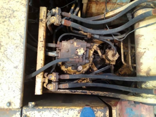 ขายรถขุดKOMATSU PC200-3สภาพใช้งาน ปั๊มเดิมเครื่องเดิม ขายรถขุดKOMATSU PC200-3สภาพใช้งาน ปั๊มเดิมเครื่องเดิม