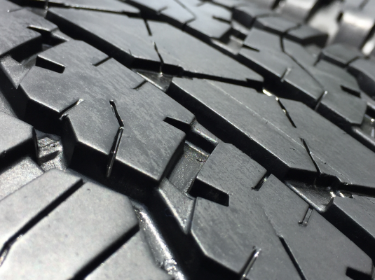 ยาง Bridgestone 265 65 17 ปี16 ดอกเต็ม ใช้ยาว ราคาไม่แพง