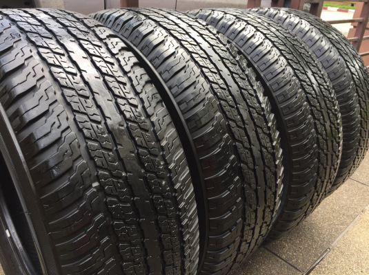 ยาง Yokohama 265 65 17 กลางปี15 ดอกเต็ม ใช้ยาว ราคาไม่แพง