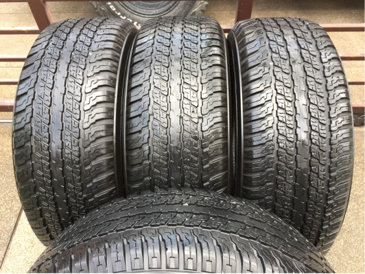 ยาง Yokohama 265 65 17 กลางปี15 ดอกเต็ม ใช้ยาว ราคาไม่แพง