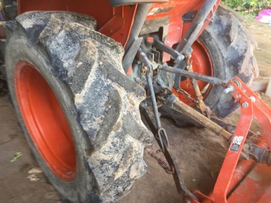 รถไถคูโบต้าL36